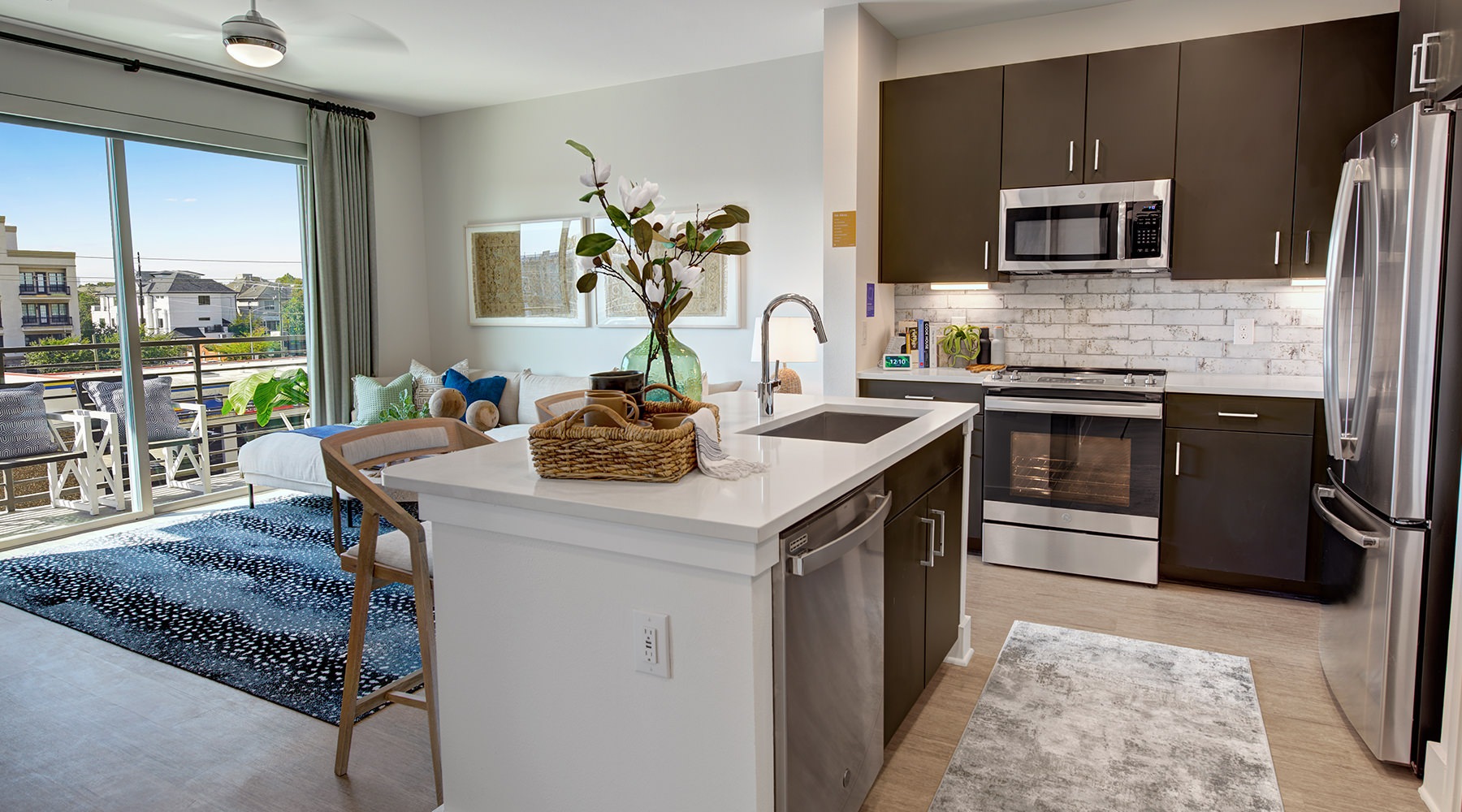 Spacious Floorplans Spacious Floorplans